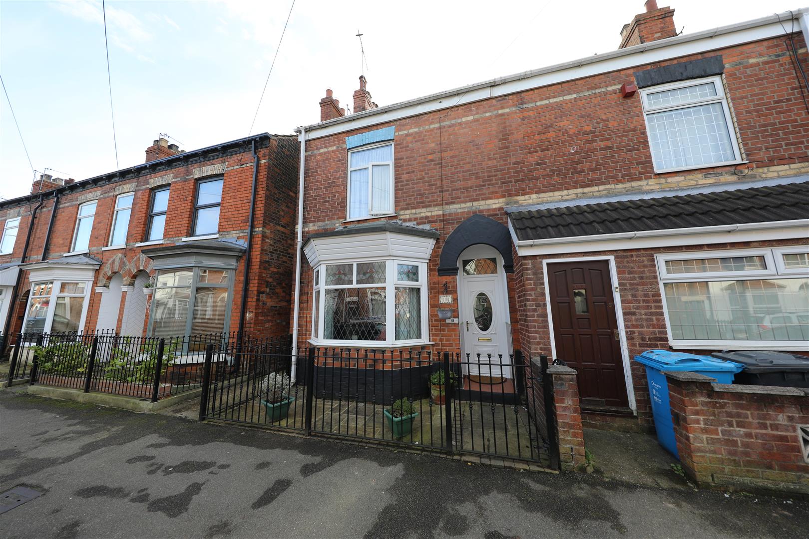 Blenheim Street, Hull Symonds & Greenham